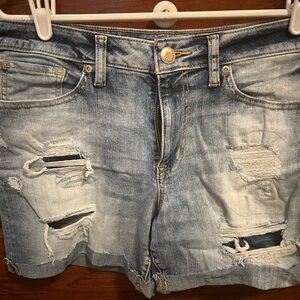 Light Destructed 5in Boyfriend Short